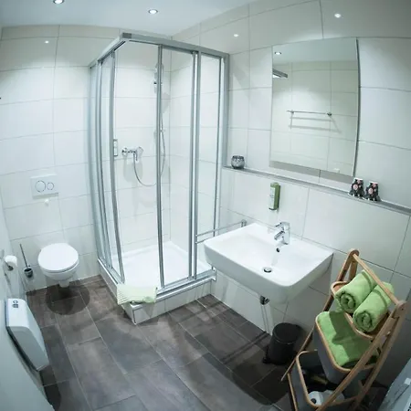 Cityapartements Fn2-fn4 Klimatisiert Pensión